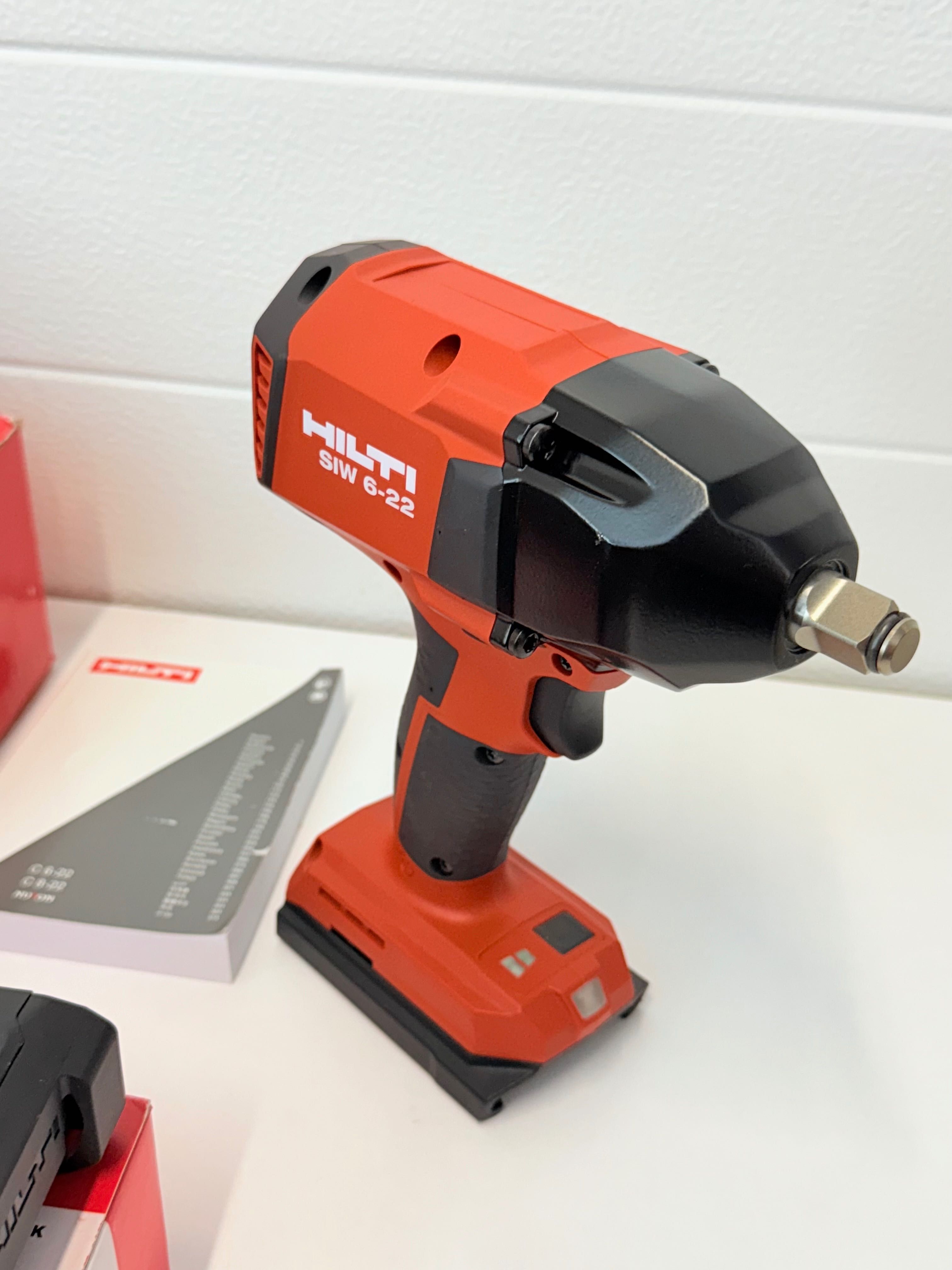 HILTI NURON zakrętarka z udarem HILTI SIW 6-22 2xAKU wysyłka gratis