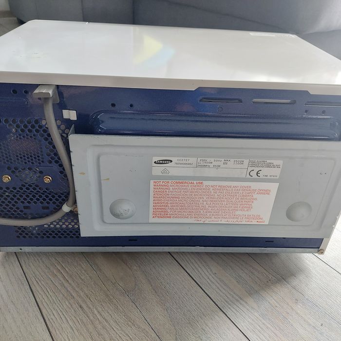Mikrowela  Samsung