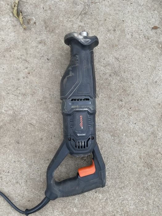 Оренда Шабельна пила Dnipro-M SR-115