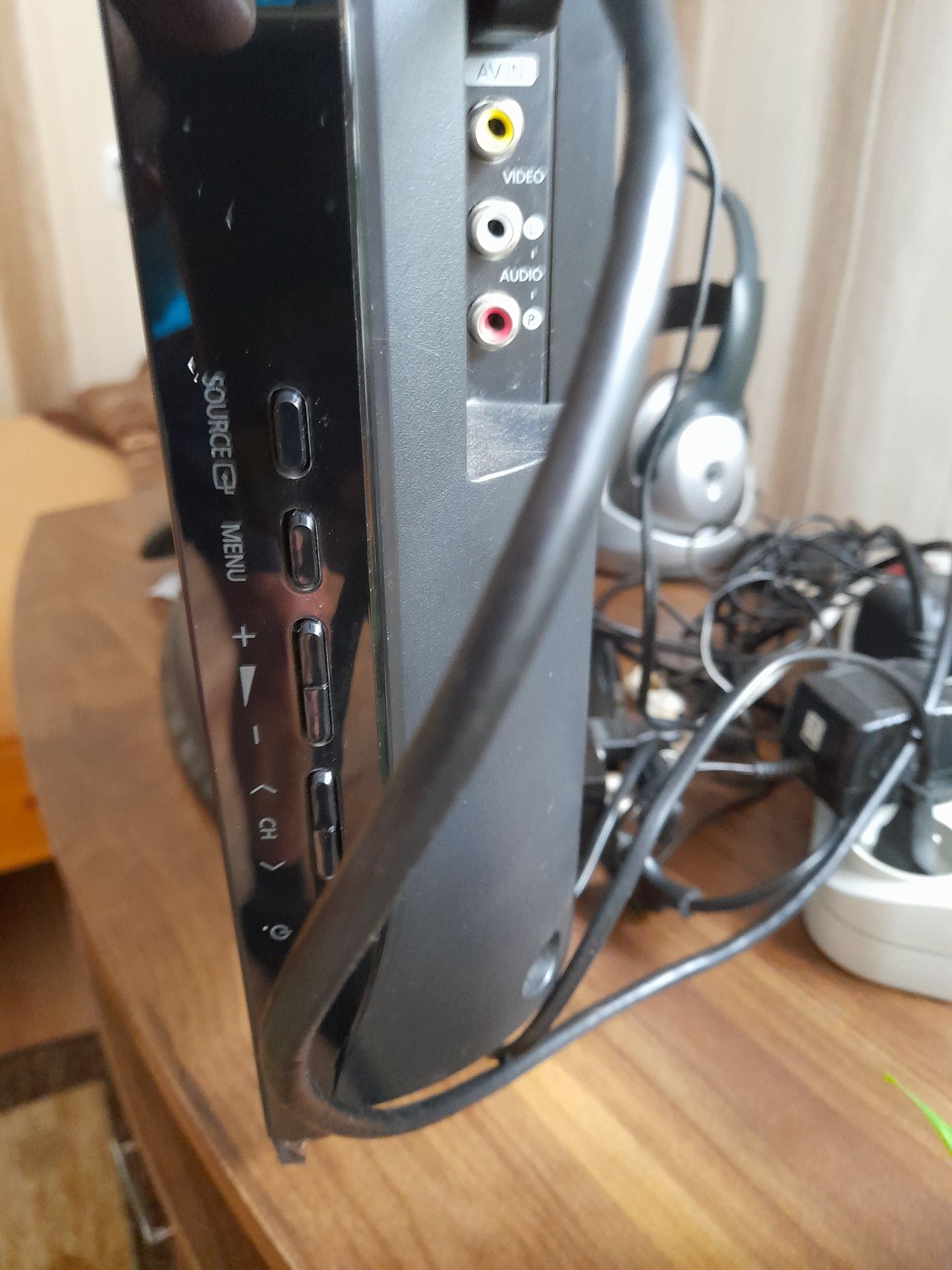 Telewizor LCD SAMSUNG 32"