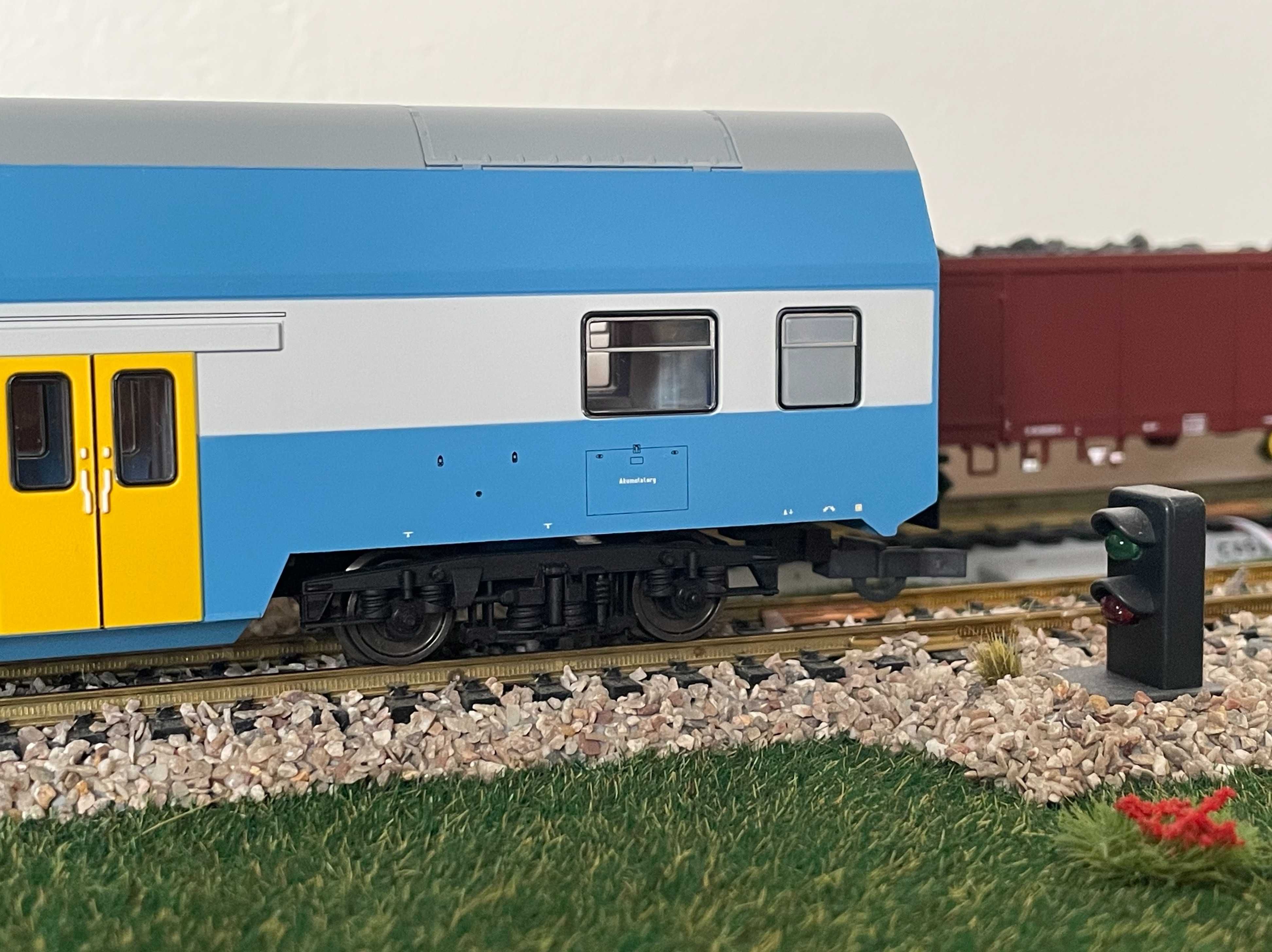 PIKO 97035 EXPERT wagon piętrowy Przewozy Regionalne stan IDEALNY