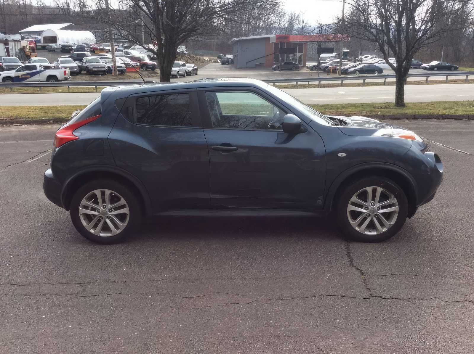 2013 Nissan JUKE SV