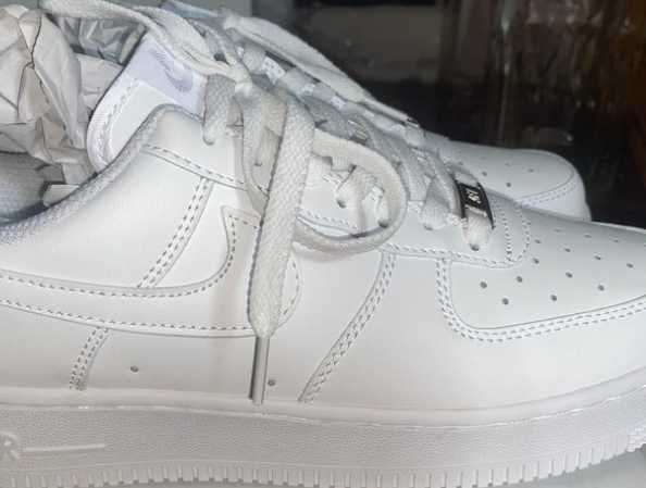 Nike Air Force 1 Low '07 White 38.5