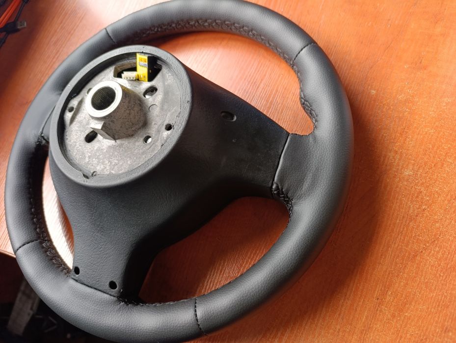 BMW E46 kierownica mpakiet. Obszyta