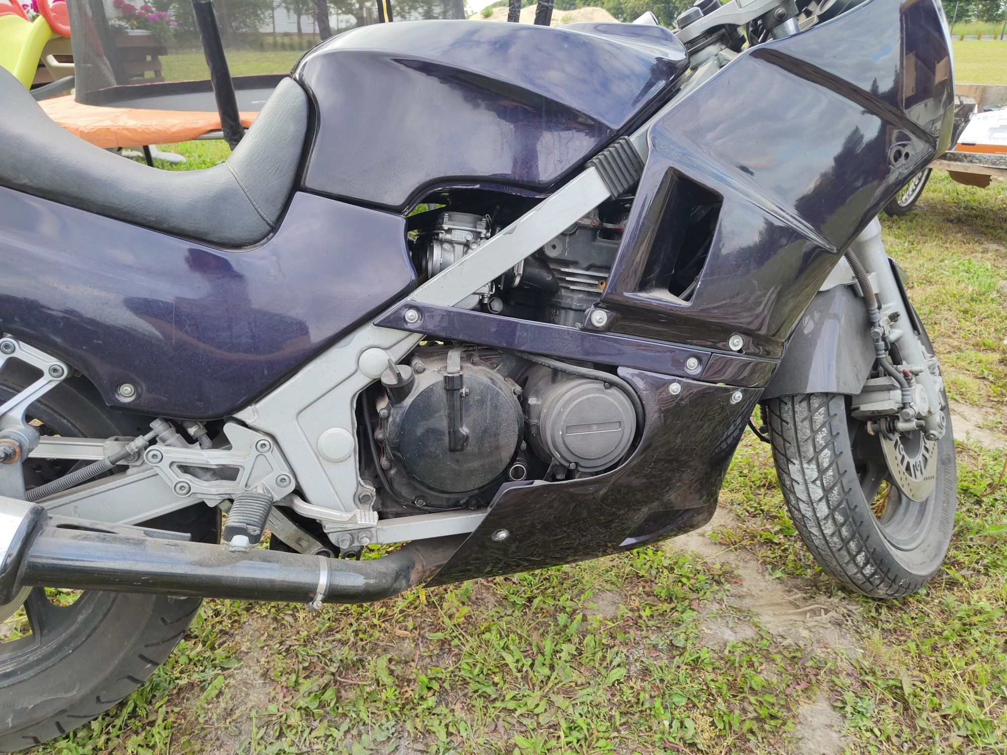 Kawasaki GPZ 600r części