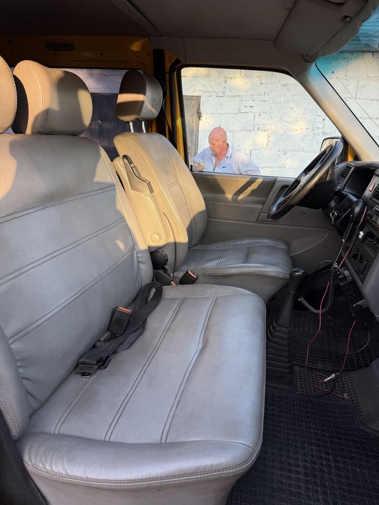 VW Transporter t4 2.5tdi 88km Long