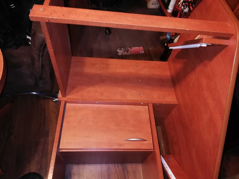 Biurko narożne dla dziecka