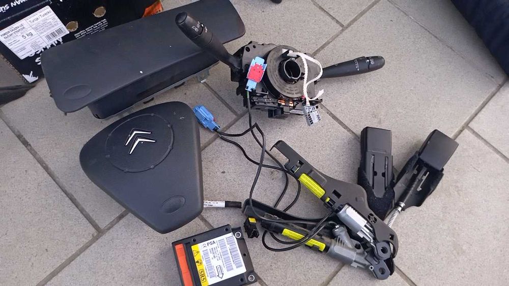 Poduszki pasy Citroen C3 2008r.