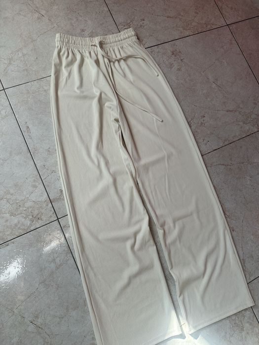 Штани палаццо бежеві xs