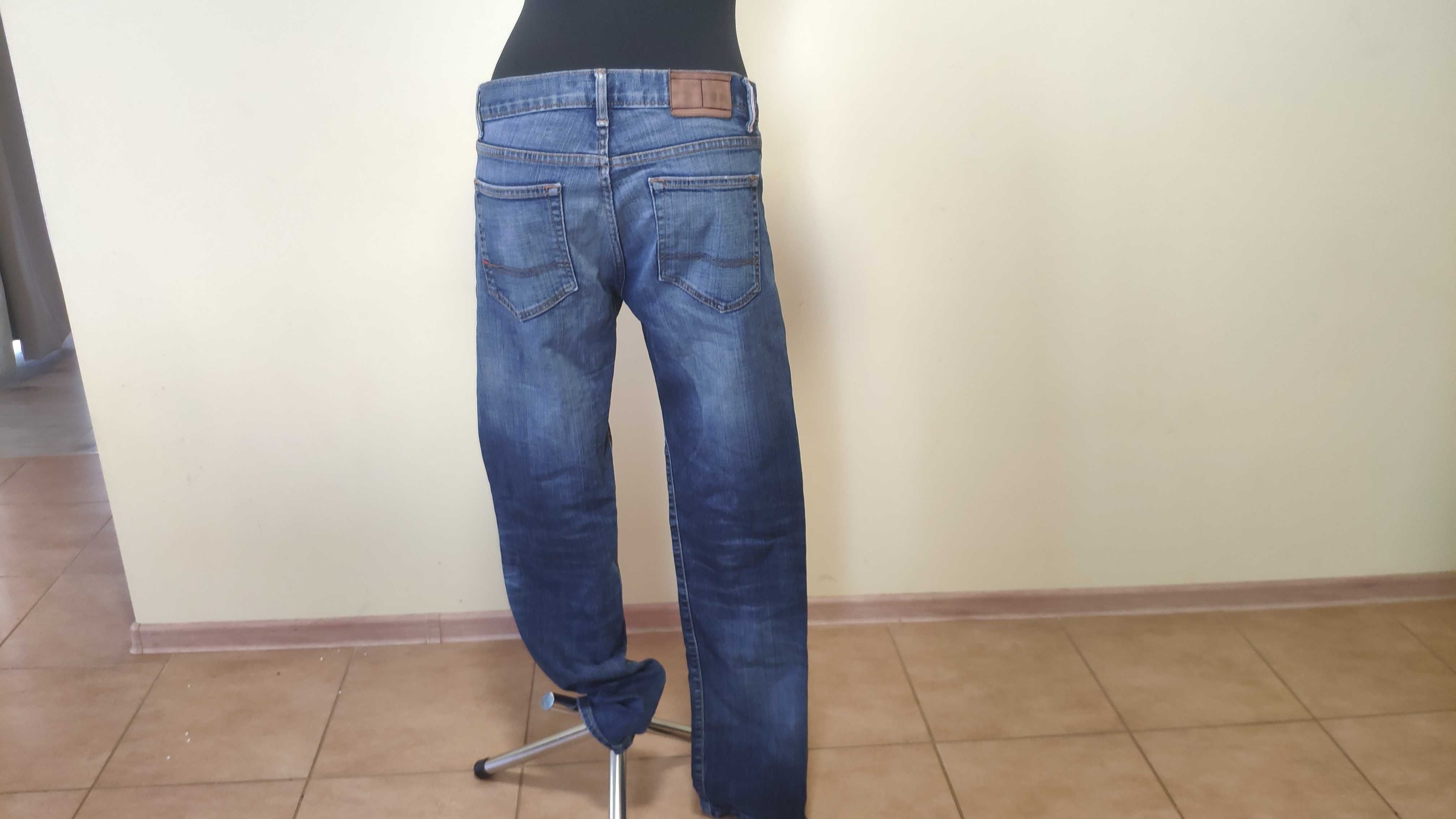 spodnie rurki jeansy tommy hilfiger rozmiar 32 na 34 99% bawełna