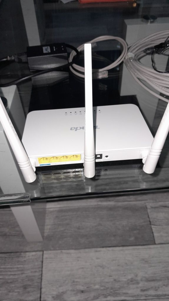 Router WI-FI TENDA F3 3xAntena 5dBi