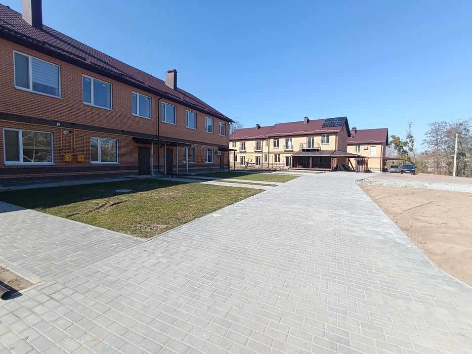 Таунхаус в мальовничому місці