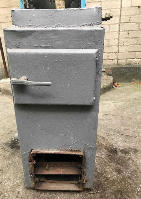 Продам котел твердопаливний