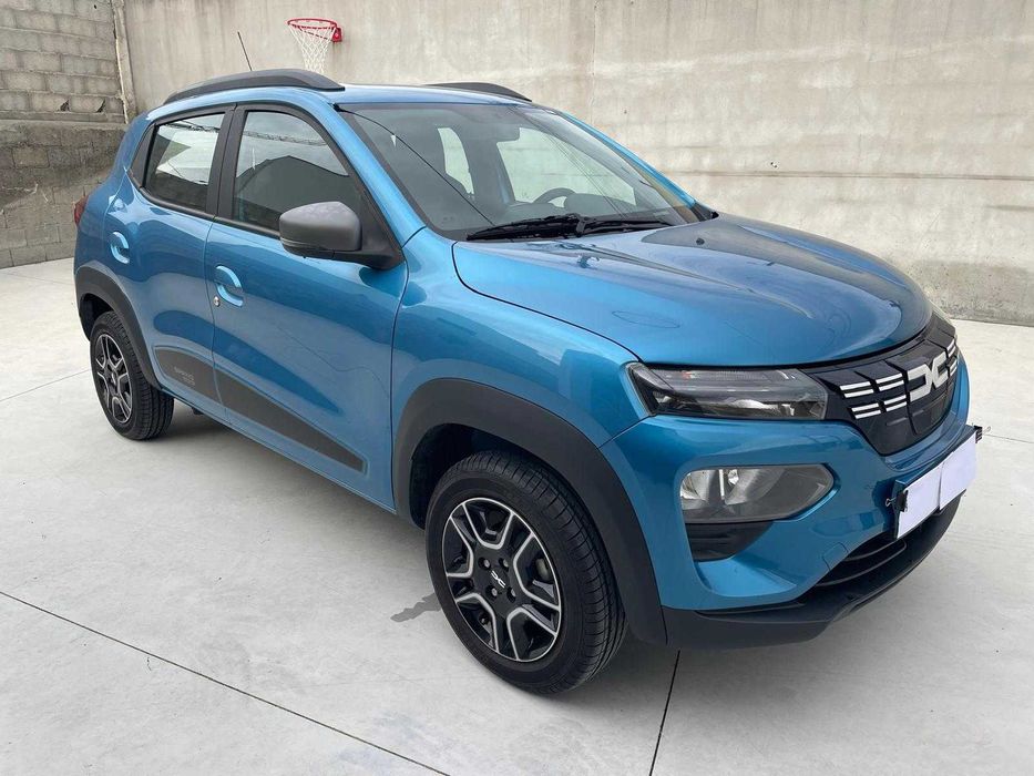 Dacia spring como novo