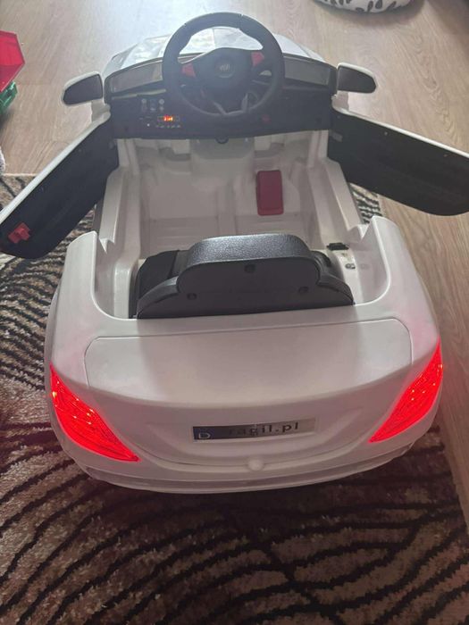 Samochód zdalnie sterowany elektryczny dla dzieci