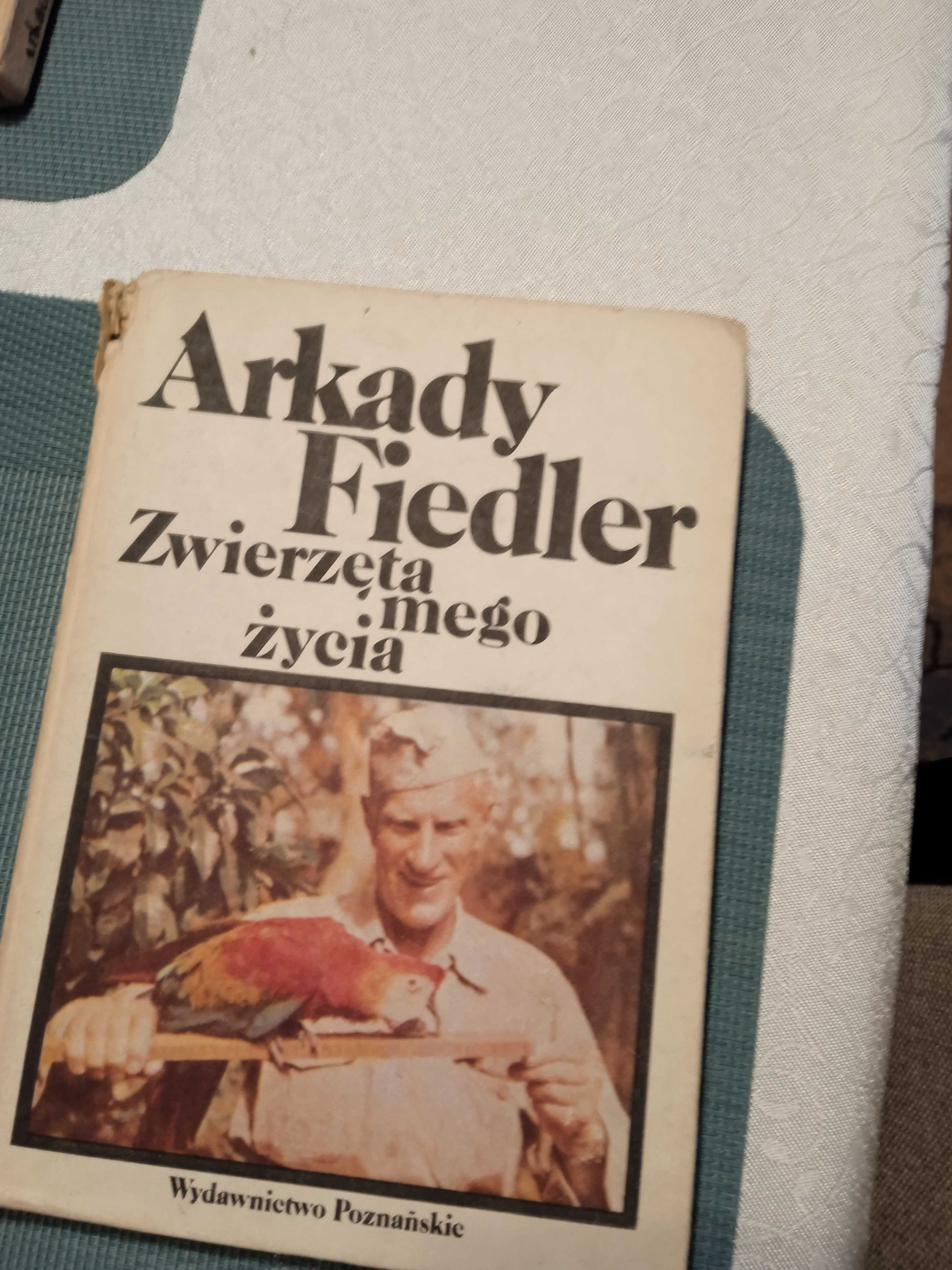 Arkady Fiedler Zdobywamy Amazonkę, Zwierzęta mojego życia