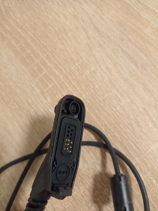 Два кабелі motorola dp2400 і dp4400