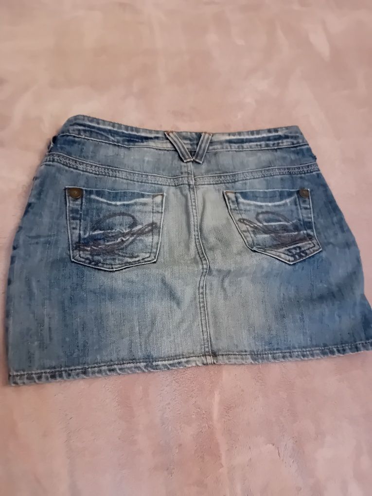 Spódnica r.40 niebieska mini jeans