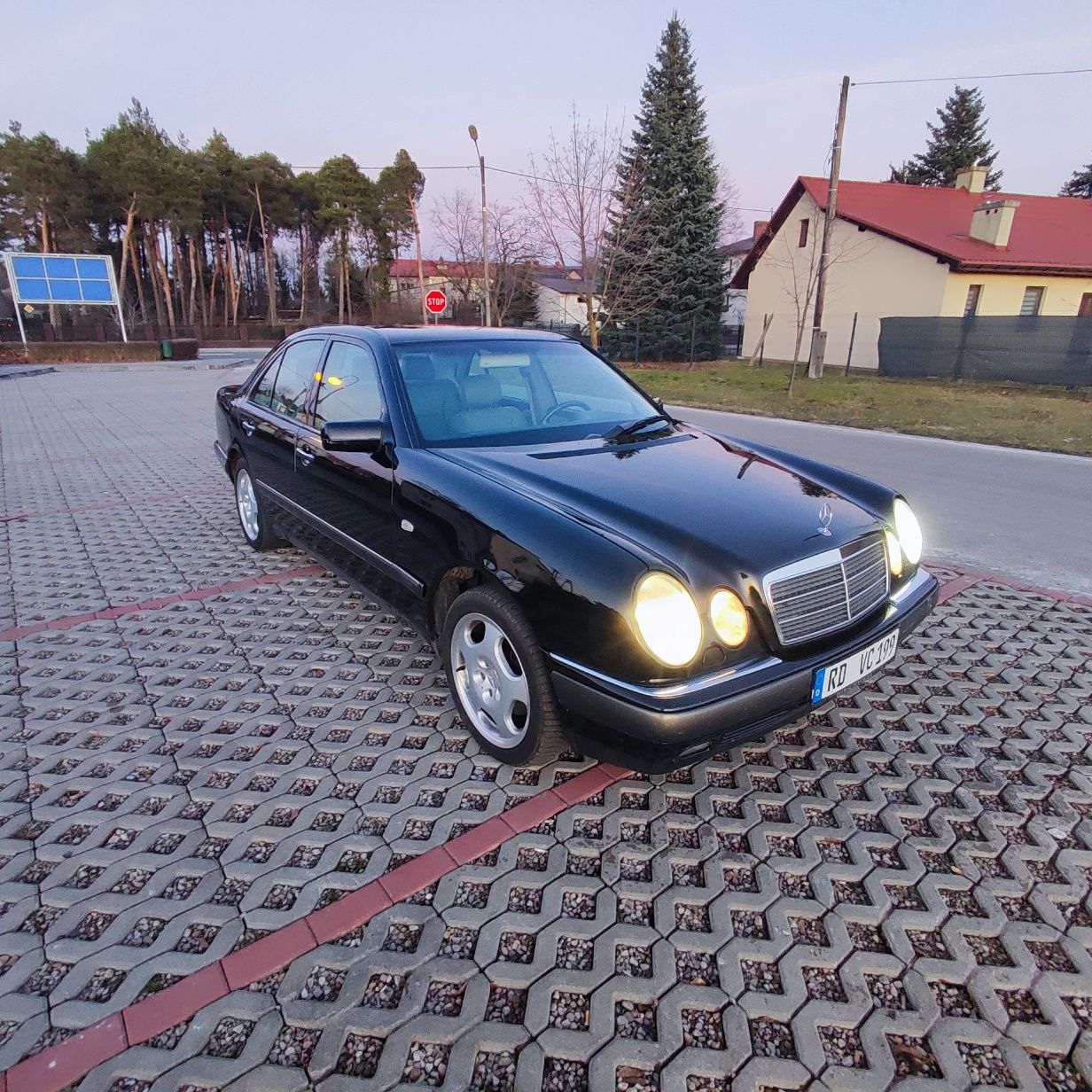 Mercedes Benz E320 4MATIC V6 m112