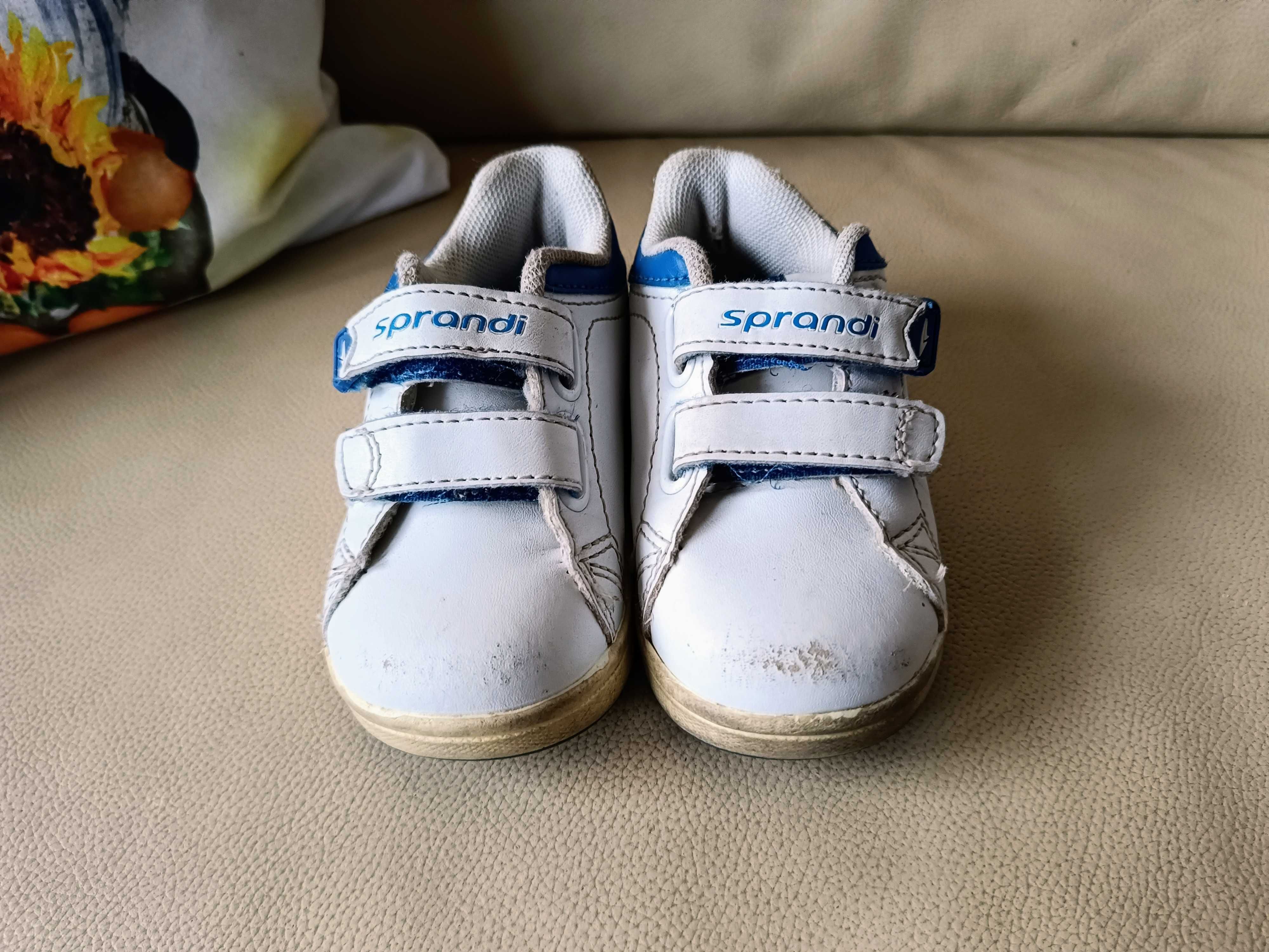 białe ADIDASY SPRANDI r. 23 dla chłopca i dziewczynki buty adidaski