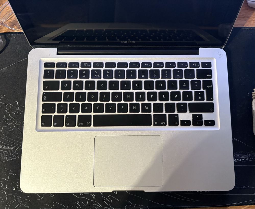 MacBook Pro A1278 13” ladowarka – uszkodzony – na części lub do napraw