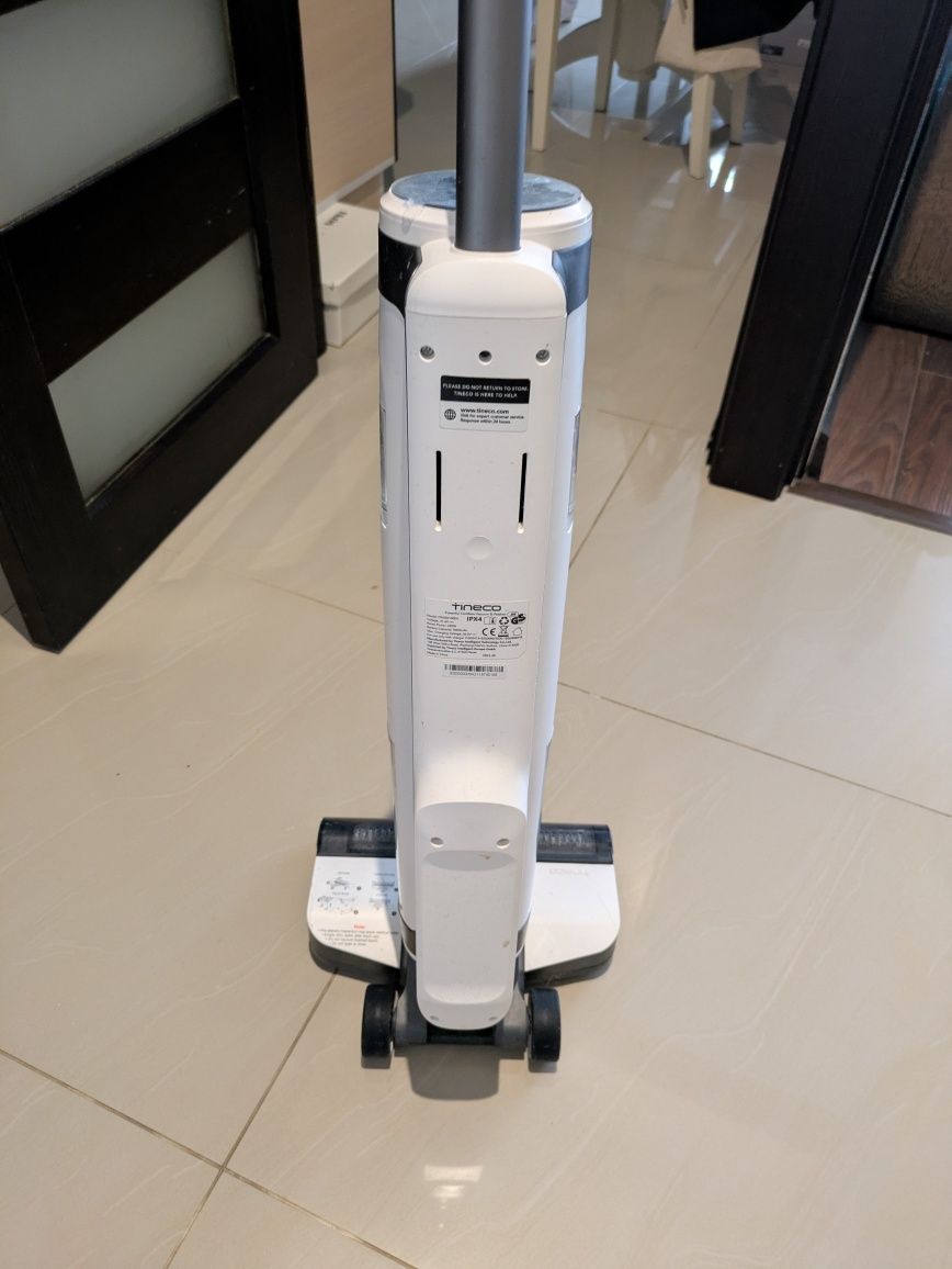 Пилосос Tineco ifloor 3 - пилососить і миє