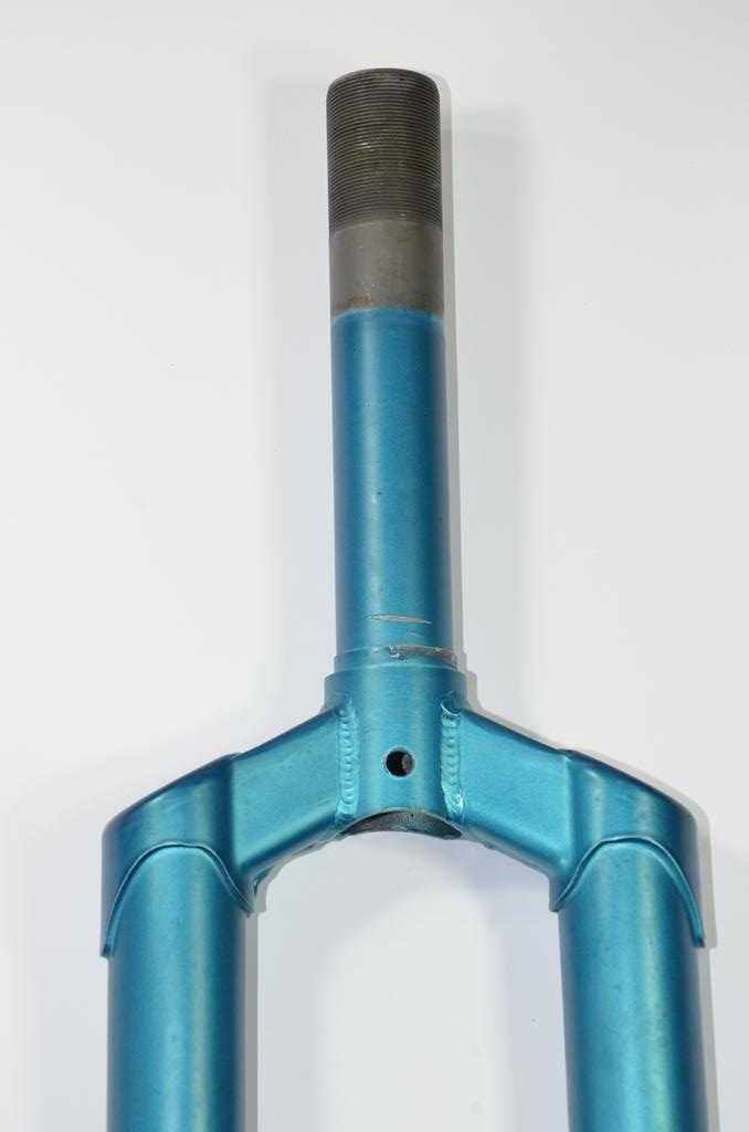 Nowy retro widelec GIANT stalowy 26" gwint 1 1/8" 28,6 odcień zieleni