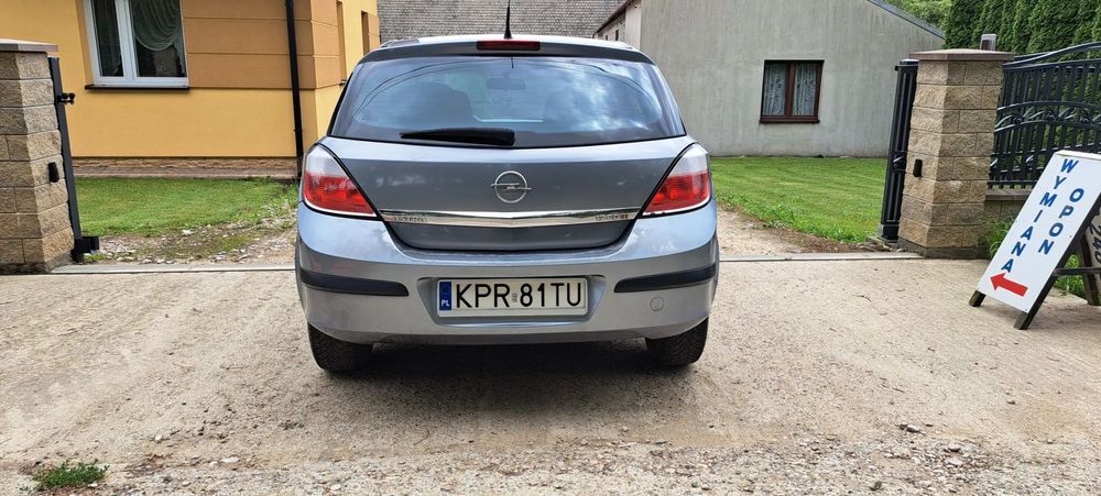 Opel Astra 13 Lat w jednych rękach! Spalanie 4,5L/100km! Polecam!