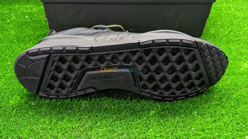 Кросівки чоловічі Adidas Originals NMD_V3 Gore-Tex GX9472 (ОРИГІНАЛ).