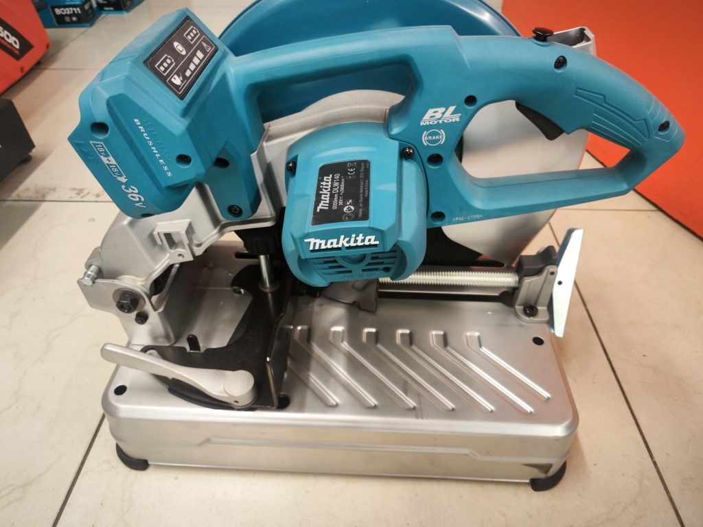 Пила монтажна акумуляторна Makita DLW140Z