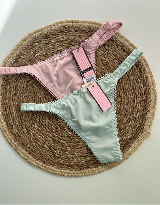 Жіночі трусики. Труси.