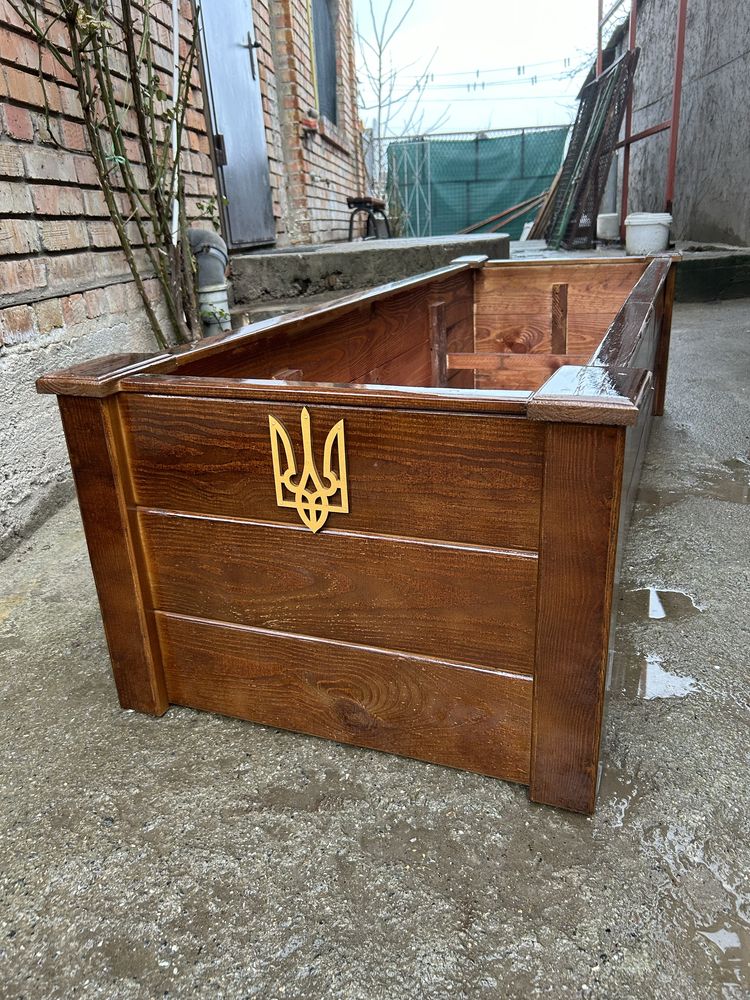 Продам надгробие из дерева