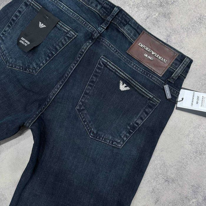 Крутезні чоловічі джинси Armani)