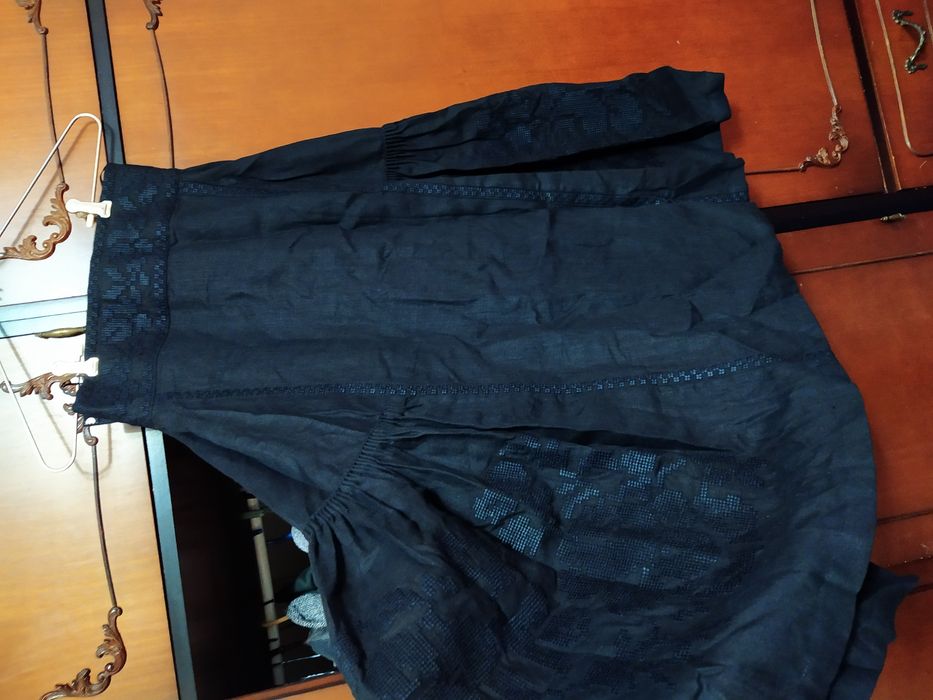 Юбка из льна с вышивкой