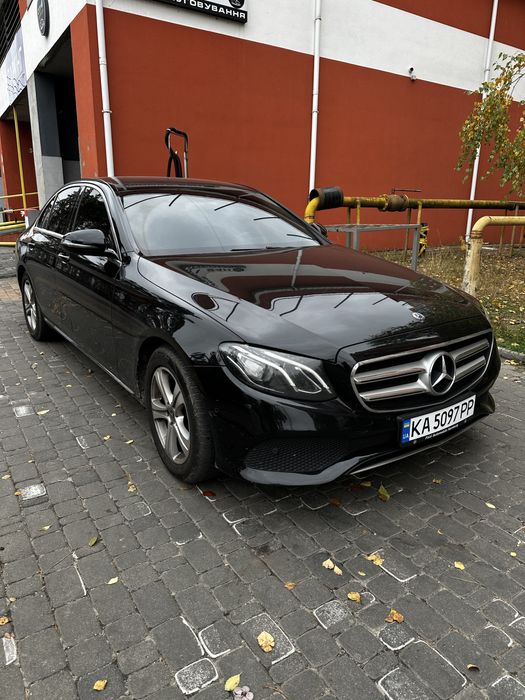 Оренда/аренда Mercedes-Benz E200 2018 рік