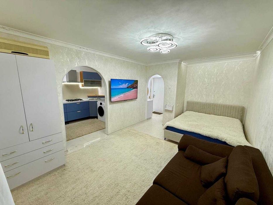 Продаю однокімнатну квартиру. Соборна. Ремонт, меблі, техніка!