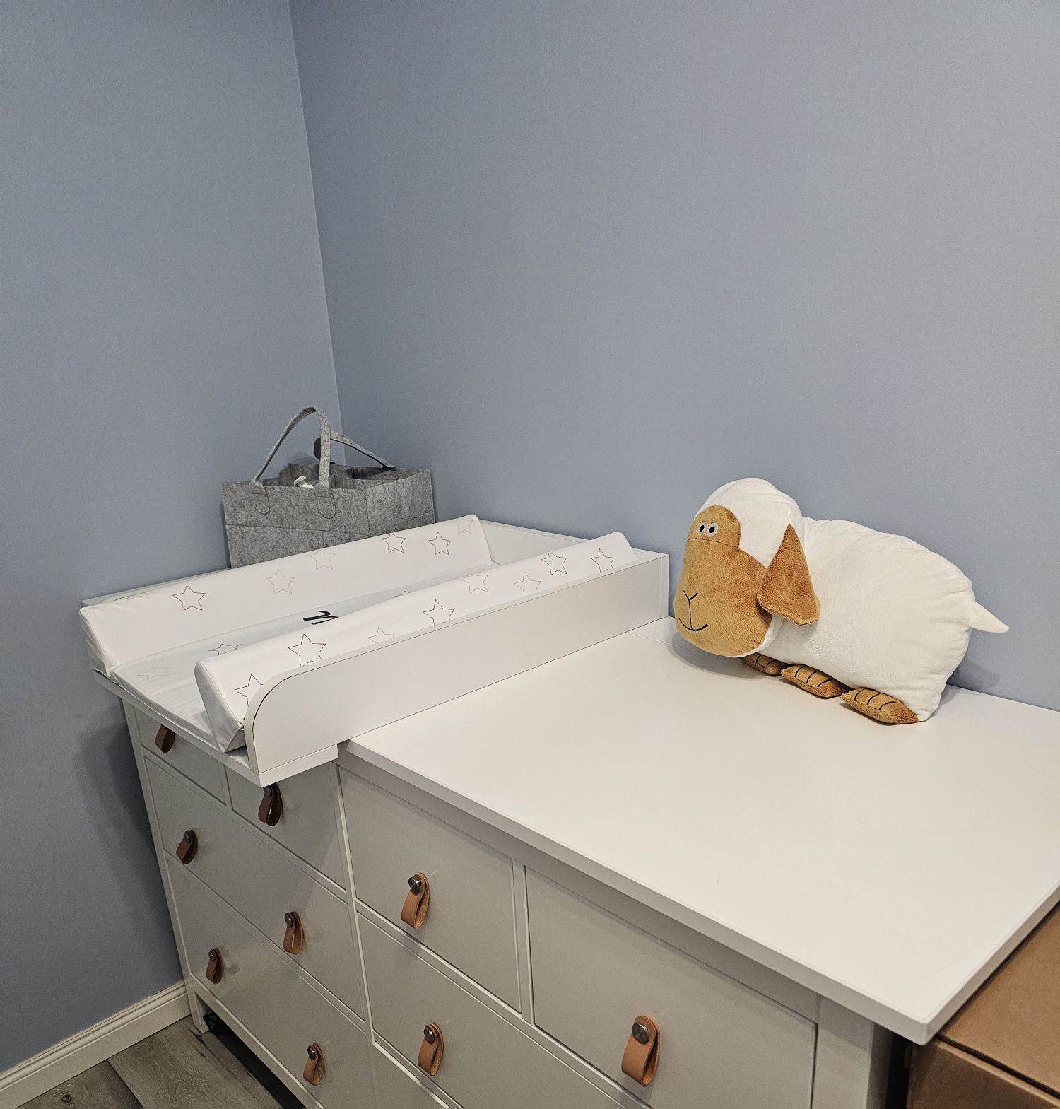 Przewijak komoda hemnes z blendą blenda 160