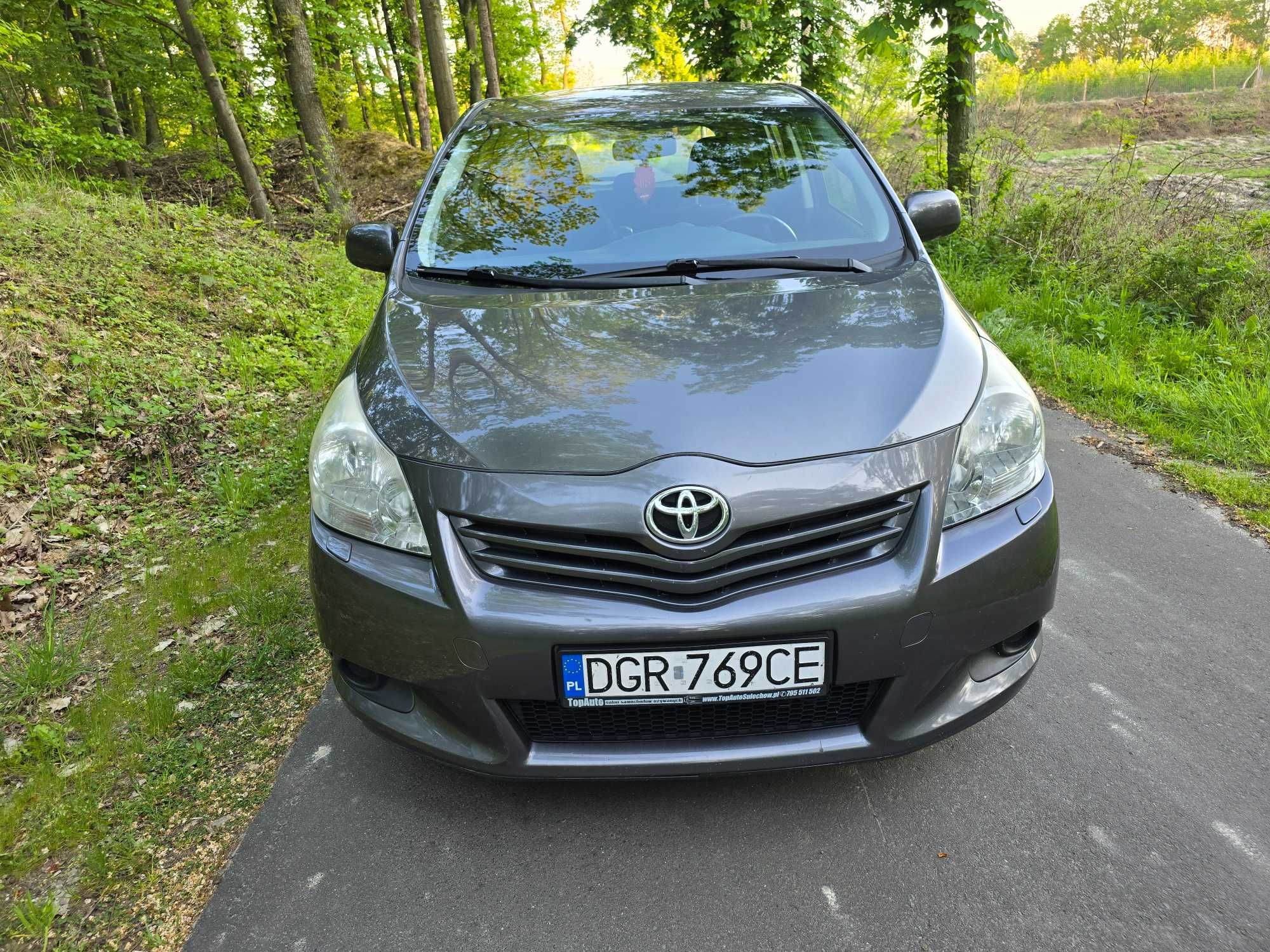 Toyota Verso 2012