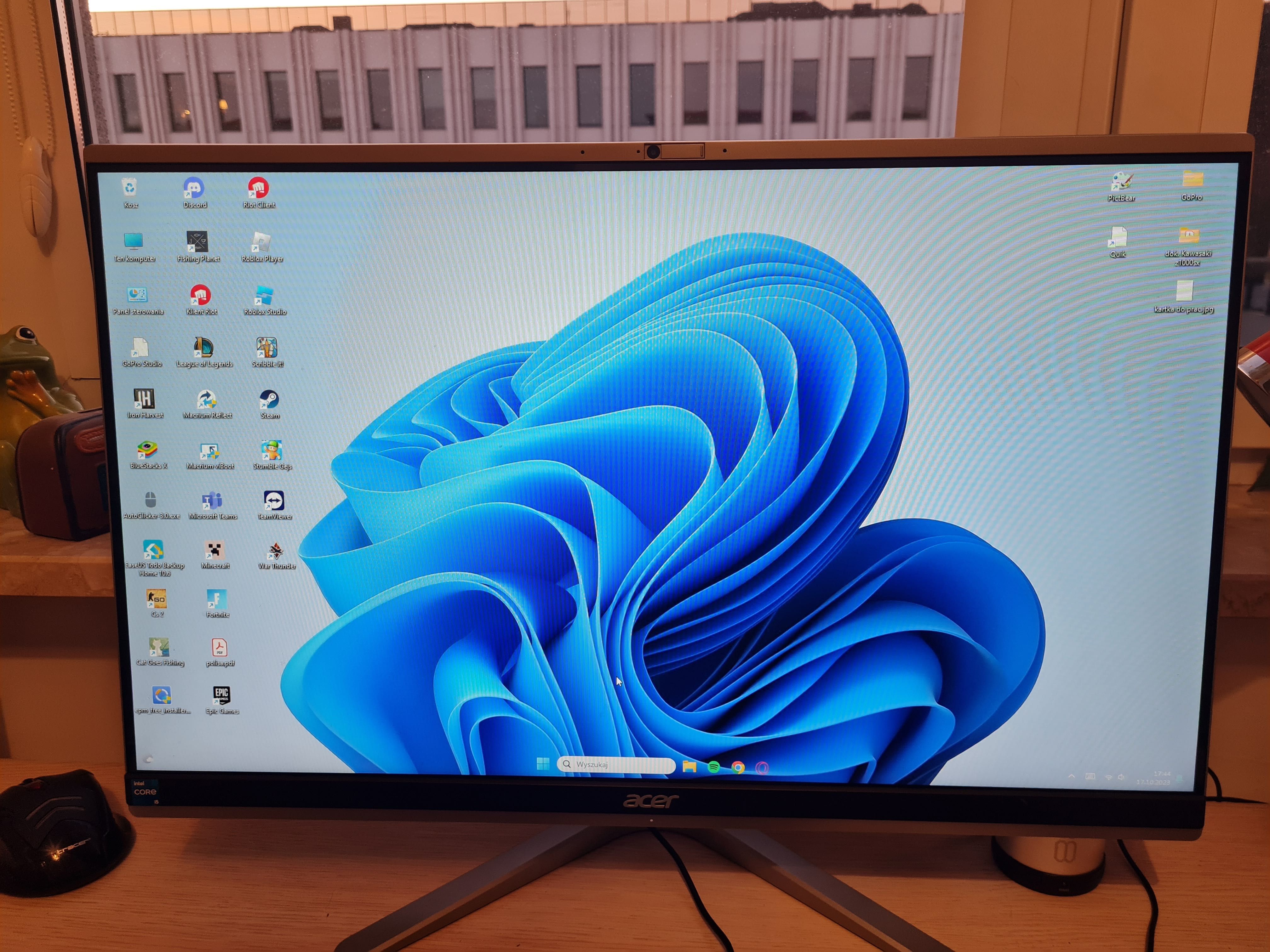 Komputer ACER Aspire 23.8" i5-1135G7 8GB RAM 512GB SSD