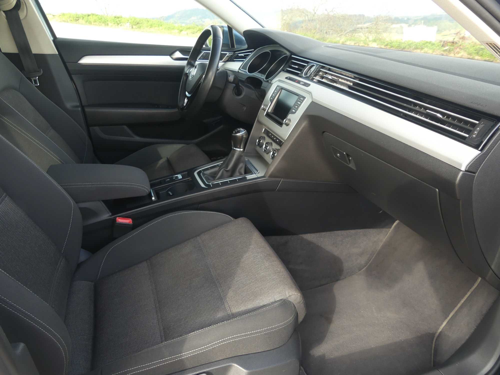 VW Passat 2.0 TDi
