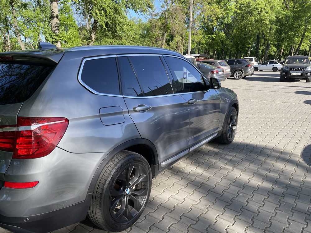 BMW X3  комплетация X-line