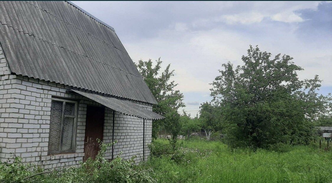 Продається дача з усіма зручностями на Соколовськом масиві.