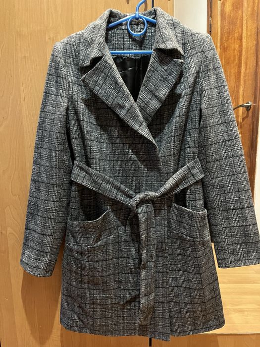 Продам пальто в чудовому стані)