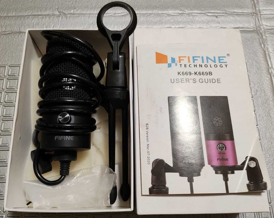 Продам микрофон Fifine k669