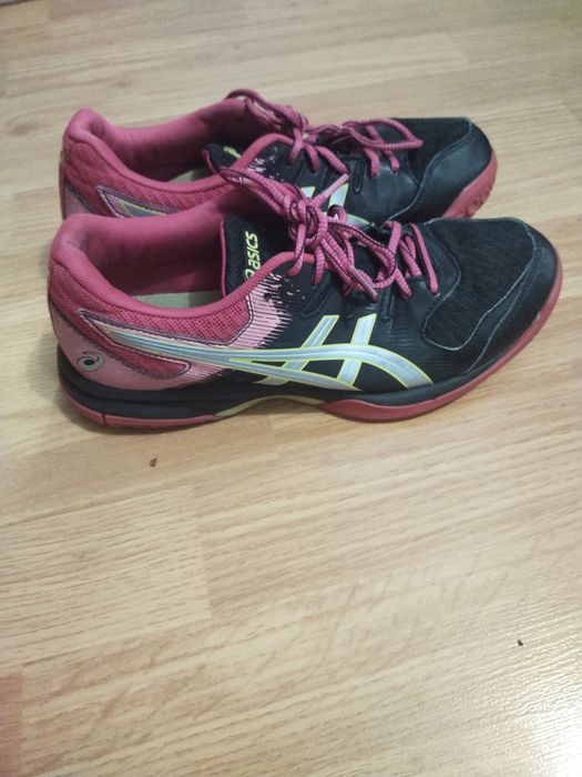 Кросівки жіночі ASICS