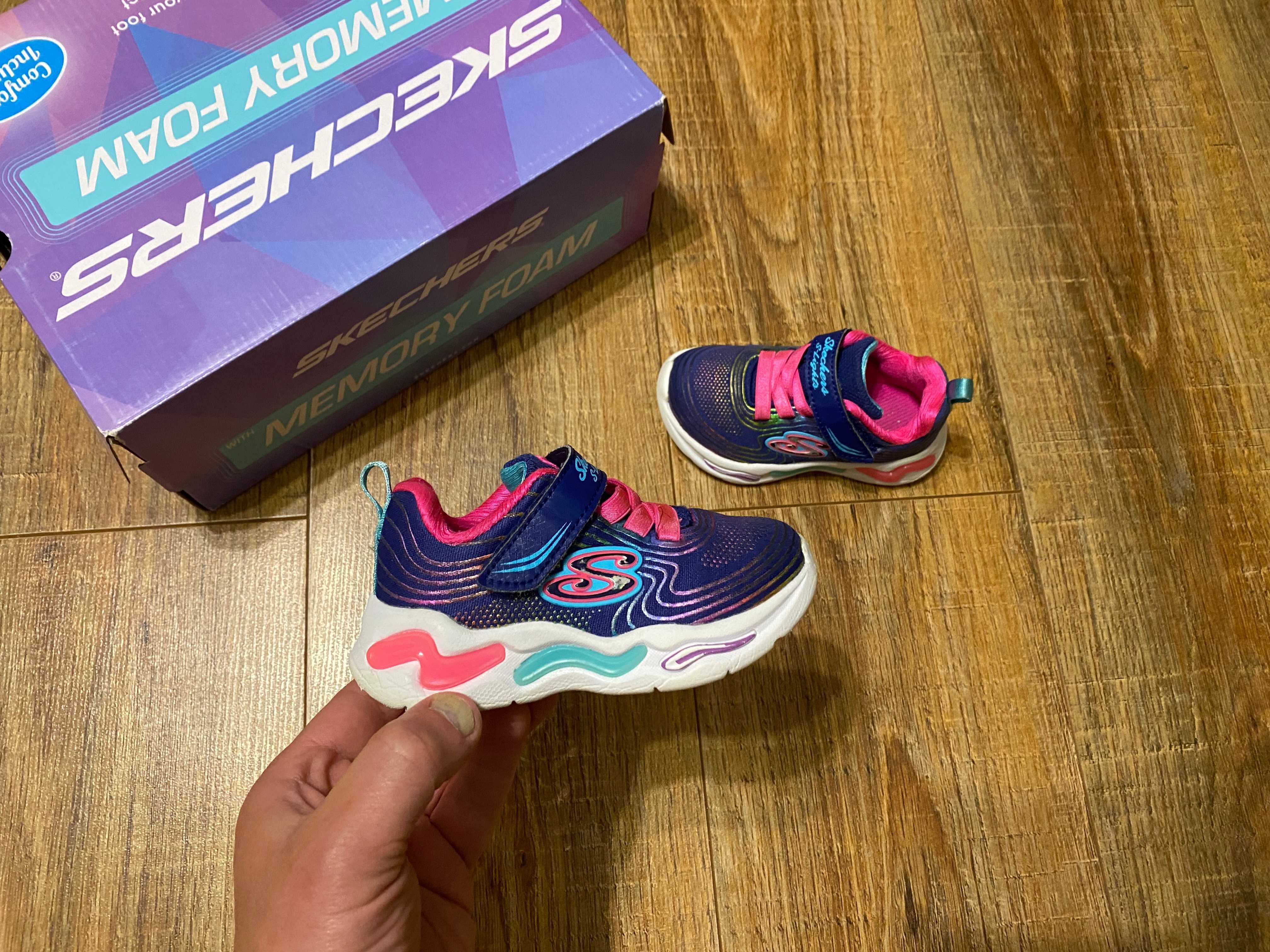 Skechers кроссовки кросівки детские на девочку оригинал р.22