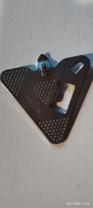 Otwieracz do butelek ,piwa firmy Zepter.