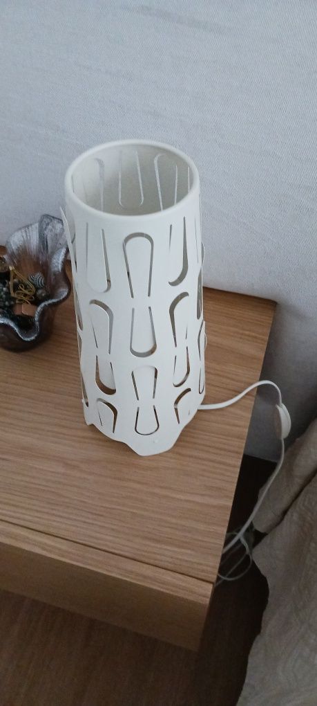 Candeeiro de mesinha de cabeceira Branco/ Troco