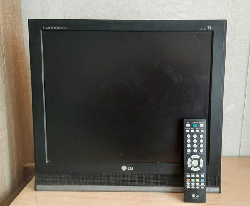 Монітор з ТВ тюнером