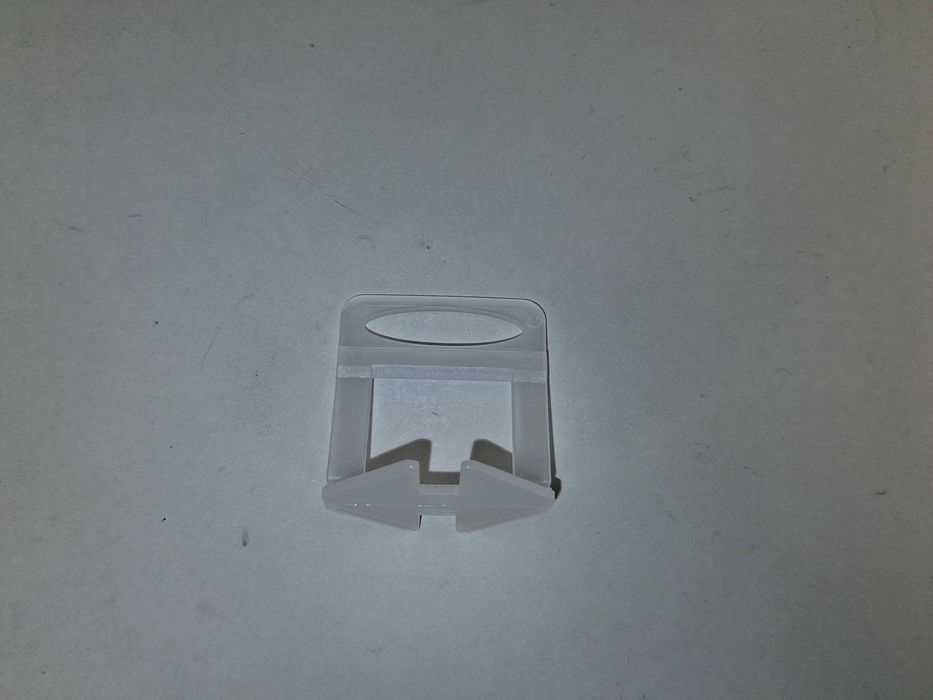 S236 Klipsy Poziomujące Do Płytek 1.5 mm – 100 Sztuk